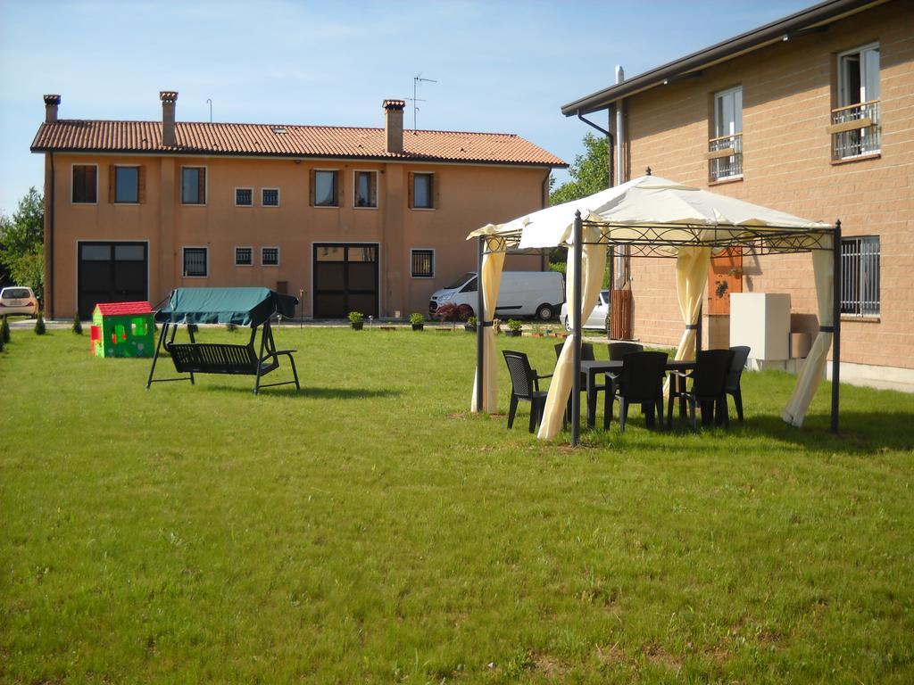 Agriturismo Campi Di Grano Roncade Exteriör bild