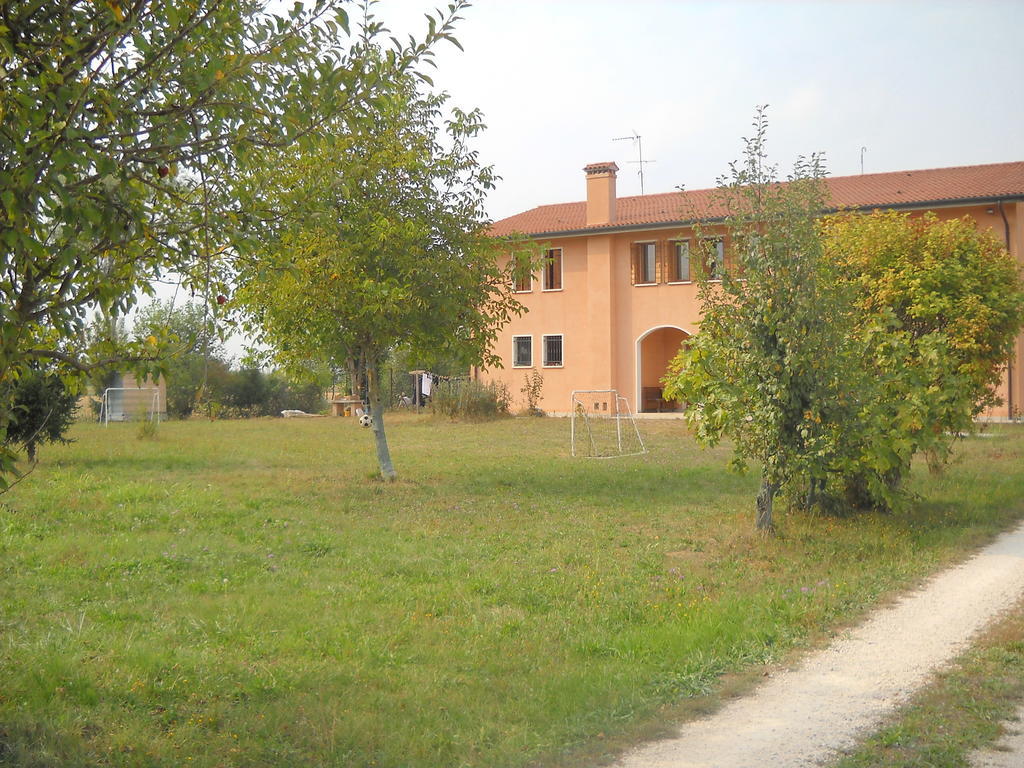 Agriturismo Campi Di Grano Roncade Exteriör bild